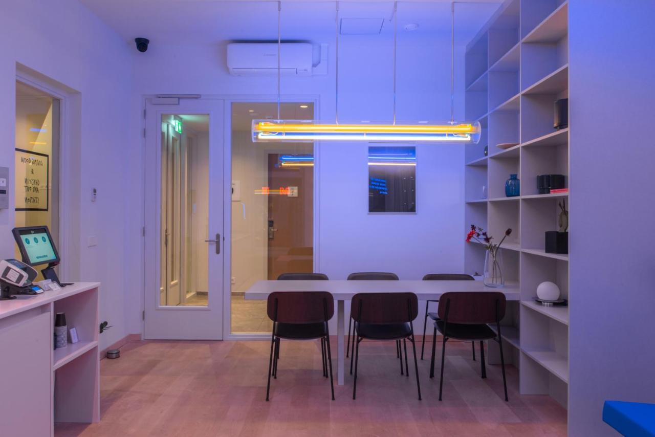 171. Urban Design Hotel Rotterdam Bagian luar foto